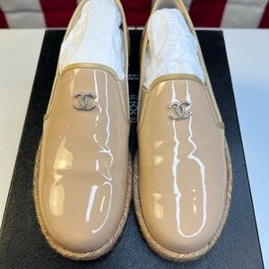 Chanel Loafers 6, Tan, LIKE NEW
